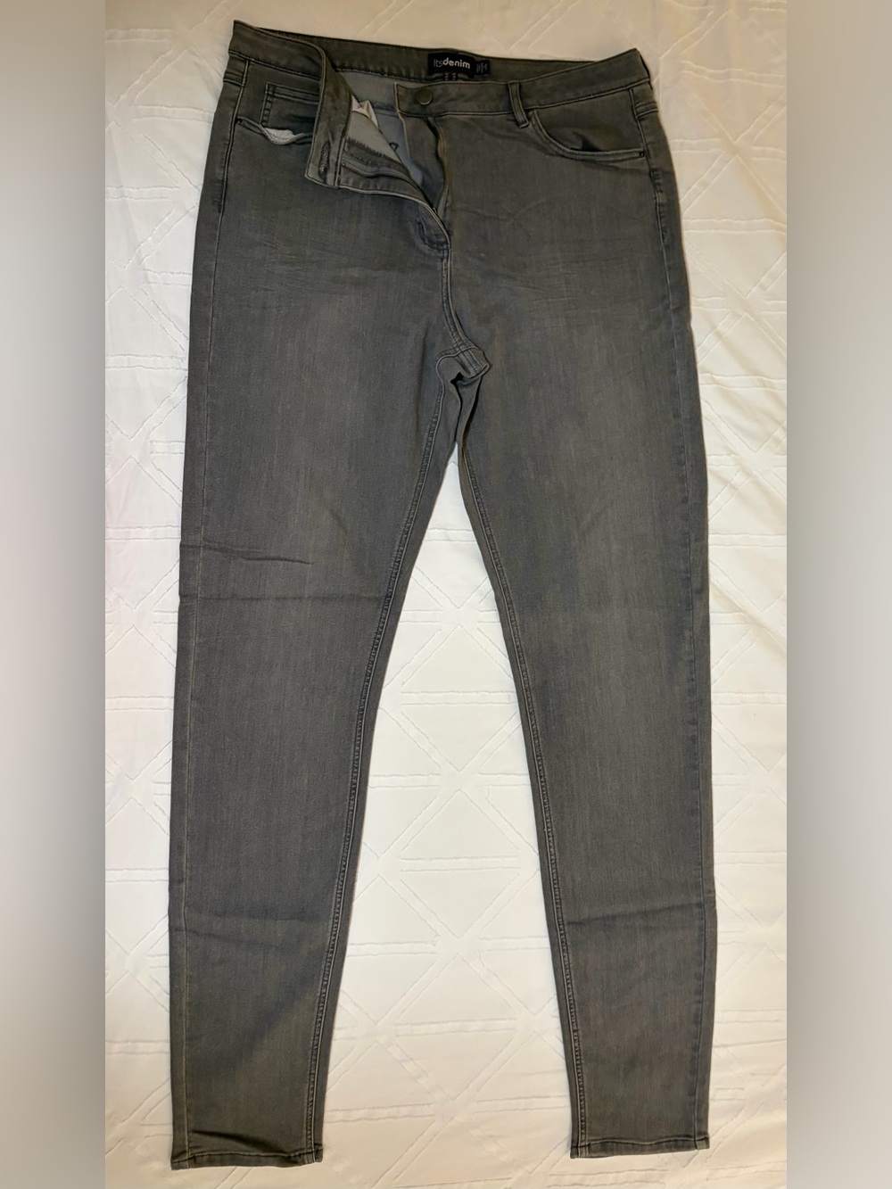 long tall sally Women's Skinny Jeans in Charcoal Gray